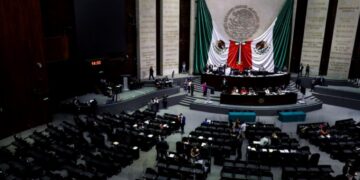 Morena propone reducción de plurinominales en Edomex