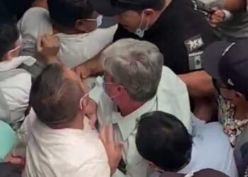 Viral: Comerciantes se agarran a golpes en Cuautitlán México