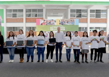 Gobernador Del Mazo fortalece la educación en el Estado de México