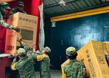 López Obrador anuncia entrega de 190 mil enseres a damnificados por Otis en Guerrero