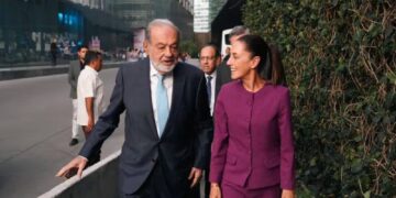 Claudia Sheinbaum y Carlos Slim coinciden en el Museo Soumaya para premiación