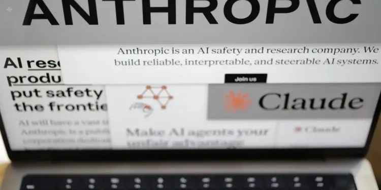 La IA de Anthropic es considerada un riesgo inaceptable para el ejército, según un informe reciente de la UE.