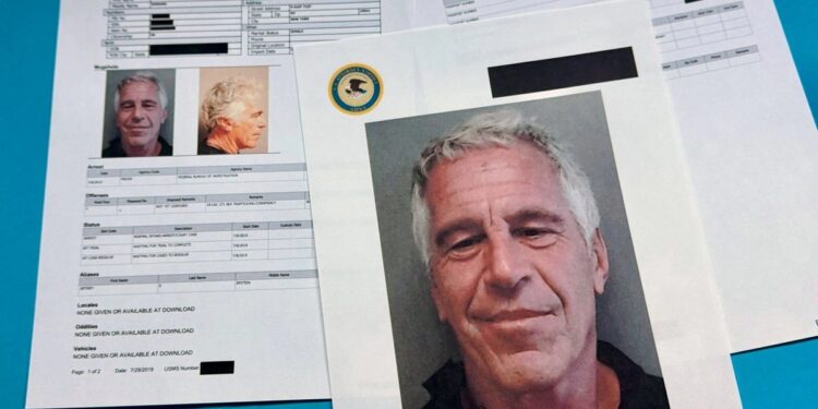 El Congreso de Estados Unidos podría considerar indultar a Ghislaine Maxwell a cambio de información sobre Jeffrey Epstein.