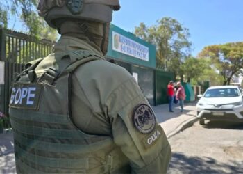 Los recientes episodios de violencia en instituciones educativas de Chile alertan sobre una crisis que afecta a los jóvenes.