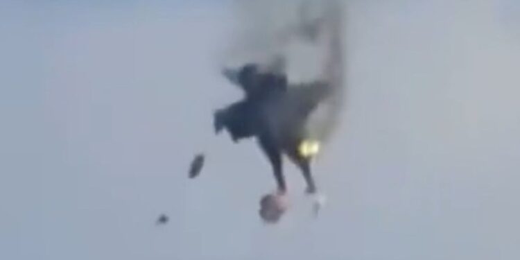 Un grave incidente ocurrió en Idaho durante el espectáculo aéreo Gunfighter Skies, llevando al cierre de la base militar.