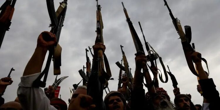 El acuerdo de intercambio de prisioneros en Yemen marca un avance significativo tras intensas conversaciones en Jordania.