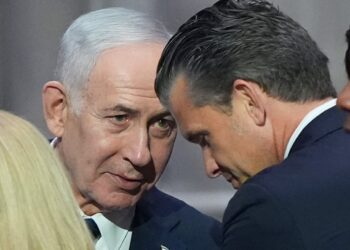 Un banquero en Beirut es denunciado por reunirse con Benjamin Netanyahu, lo que genera controversia internacional entre Líbano e Israel.