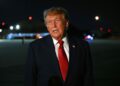 El expresidente Trump revela su escapada de Turquía en un contenedor de catering tras una alerta de Irán.