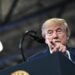 Donald Trump revela planes de declarar el estrecho de Ormuz como territorio estadounidense, generando controversia internacional.