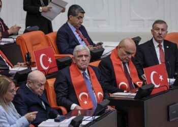 La reciente medida del gobierno turco podría liberar a miles de detenidos vinculados al PKK, transformando el panorama político.